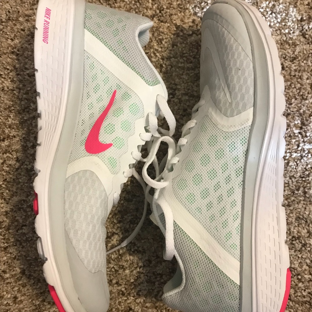 Nike - FS Lite Run 3 Women's